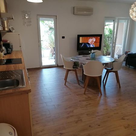 Apartman Ilaria メドゥリン エクステリア 写真